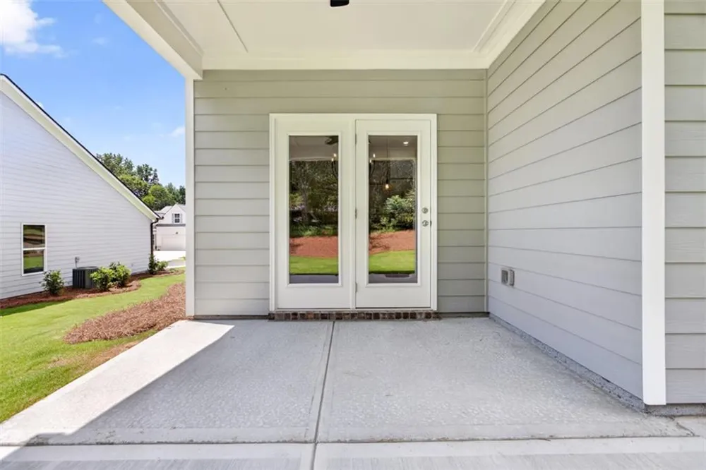 2018 Oconee Bluff Drive Athens, GA 30601
