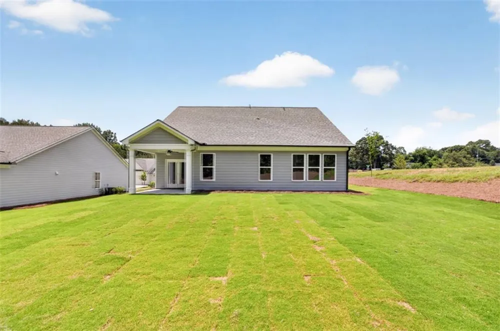 2018 Oconee Bluff Drive Athens, GA 30601