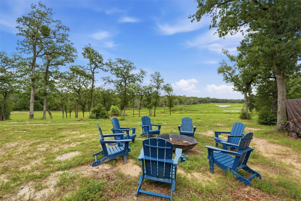 429 Lcr 787 Groesbeck, TX 76642