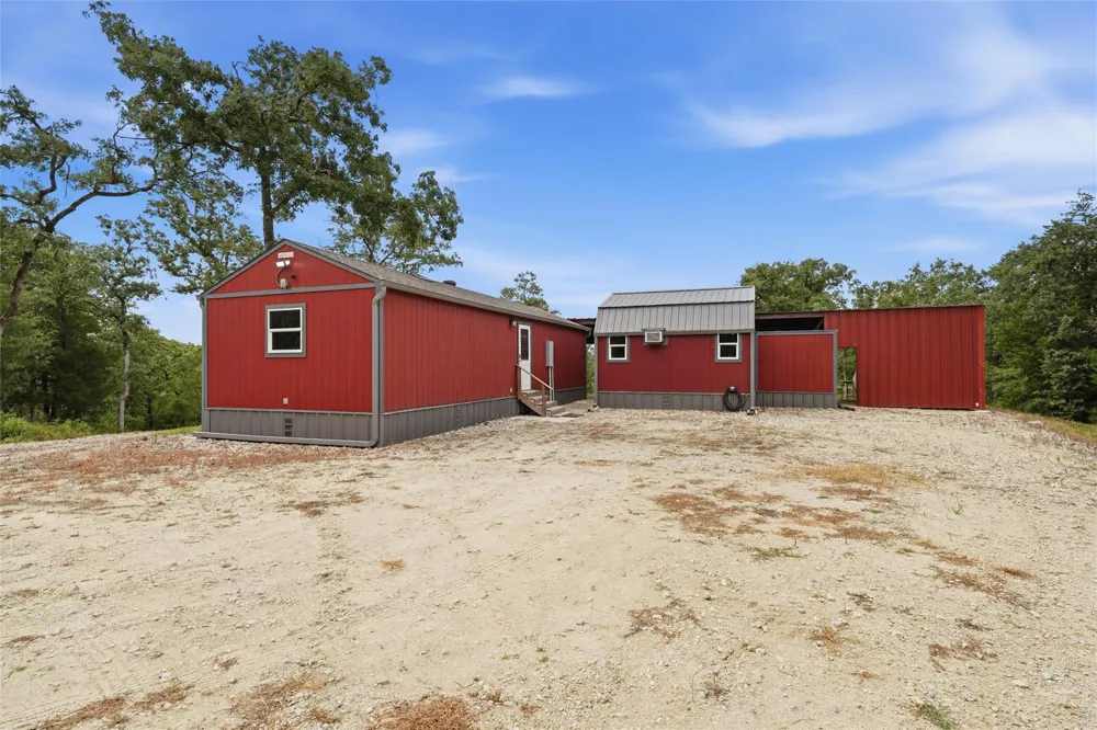429 Lcr 787 Groesbeck, TX 76642