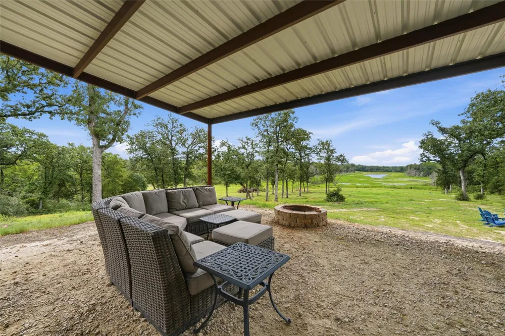 429 Lcr 787 Groesbeck, TX 76642