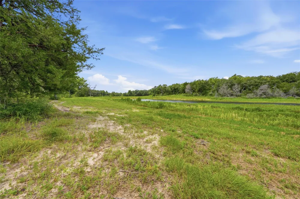 429 Lcr 787 Groesbeck, TX 76642
