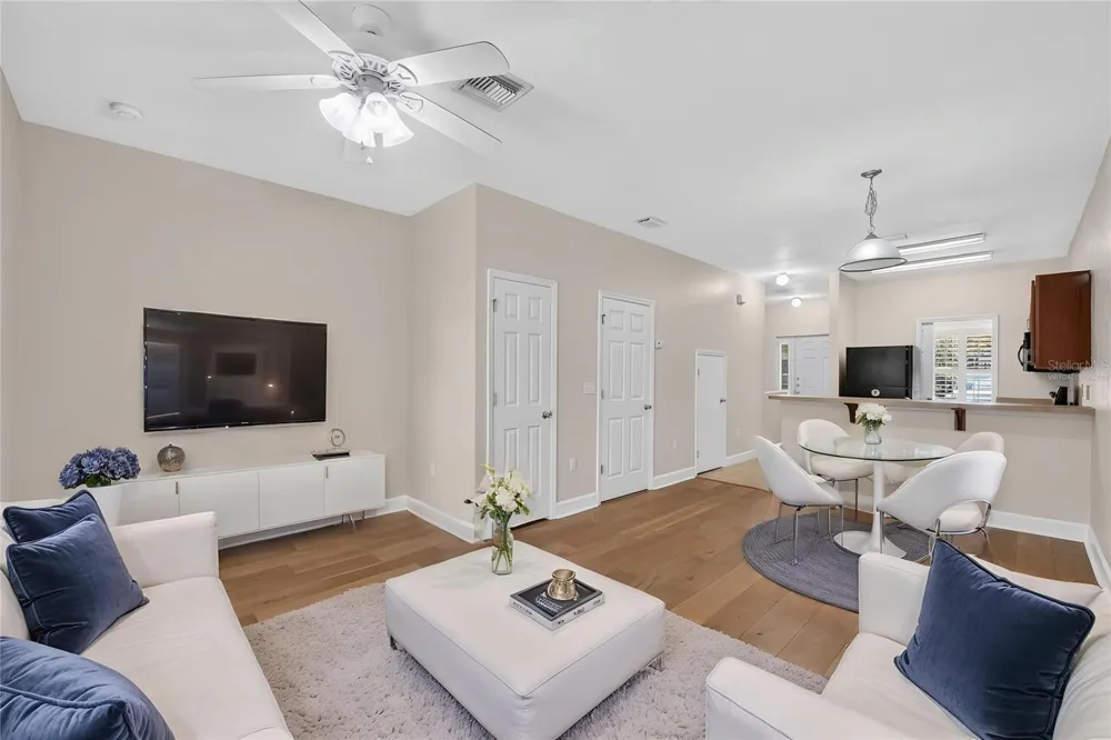 2927 SW 35TH PLACE #115 Gainesville, FL 32608