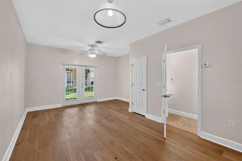 2927 SW 35TH PLACE #115 Gainesville, FL 32608