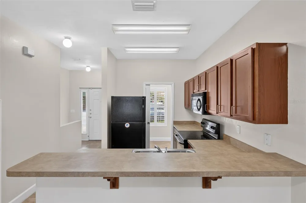 2927 SW 35TH PLACE #115 Gainesville, FL 32608