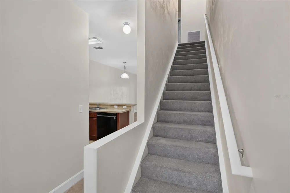 2927 SW 35TH PLACE #115 Gainesville, FL 32608
