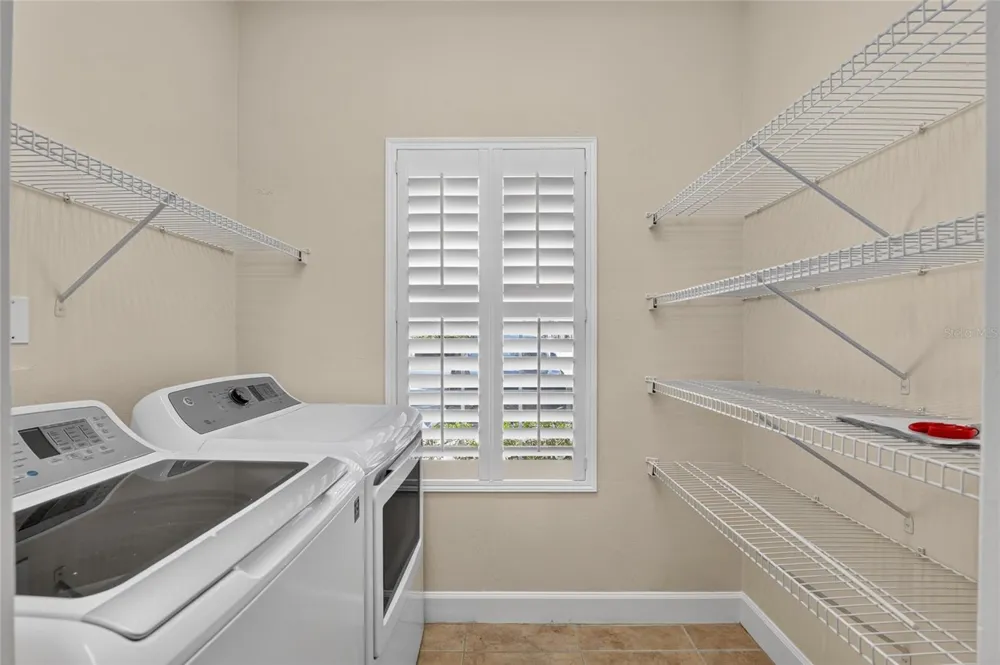 2927 SW 35TH PLACE #115 Gainesville, FL 32608
