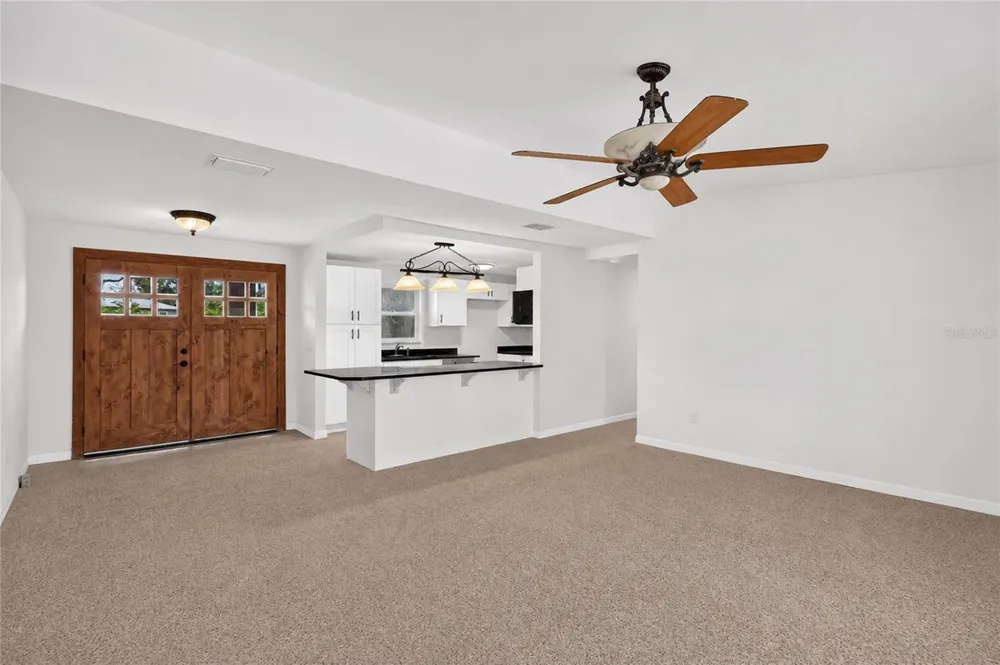 120 81ST AVENUE NE St Petersburg, FL 33702