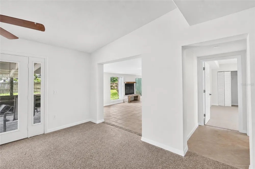 120 81ST AVENUE NE St Petersburg, FL 33702