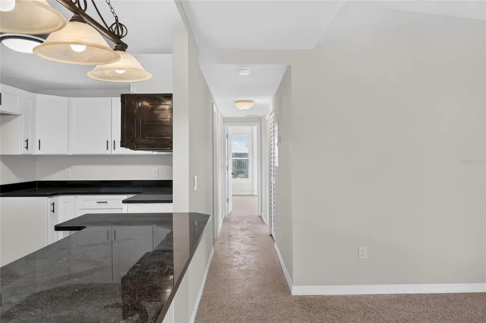 120 81ST AVENUE NE St Petersburg, FL 33702