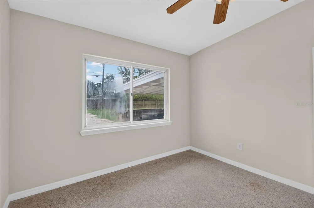 120 81ST AVENUE NE St Petersburg, FL 33702