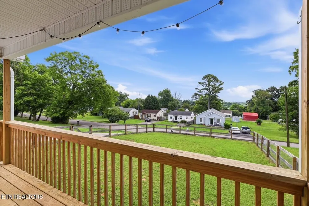 2721 Carson Ave Knoxville, TN 37917
