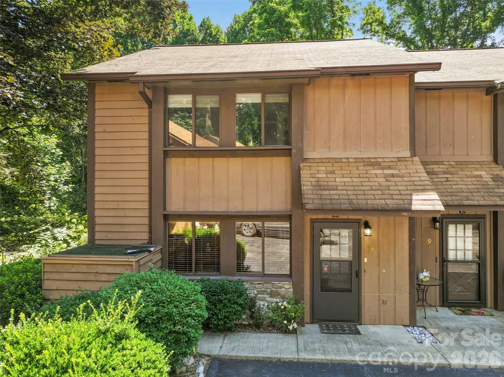 37 George Circle Maggie Valley, NC 28751
