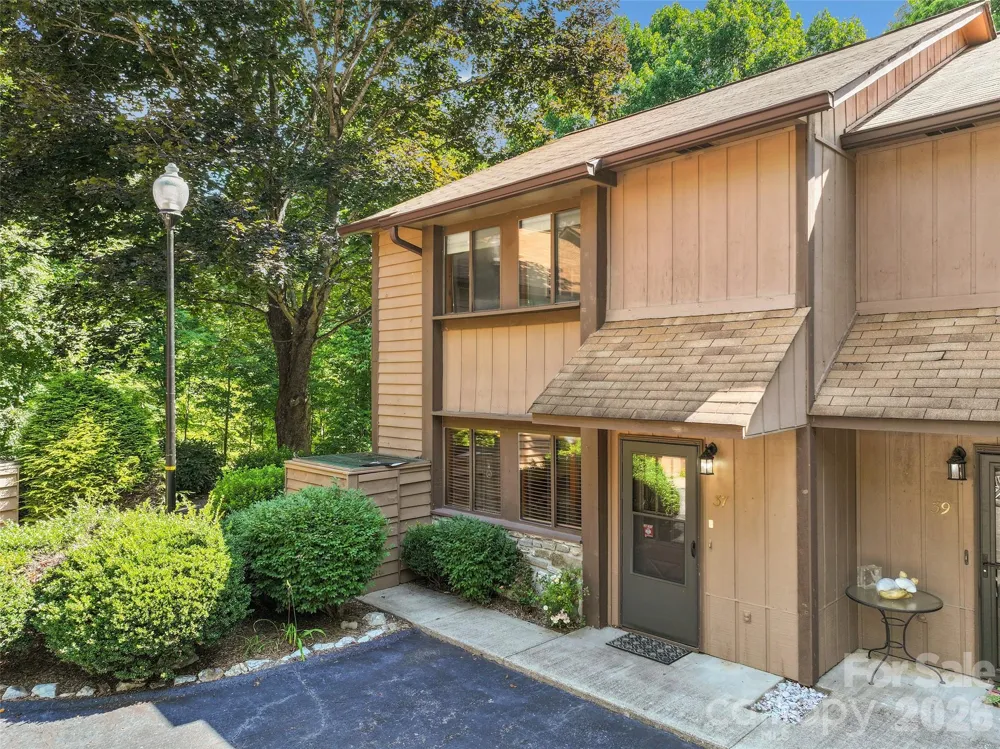 37 George Circle Maggie Valley, NC 28751