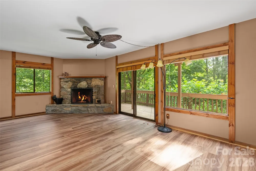 37 George Circle Maggie Valley, NC 28751