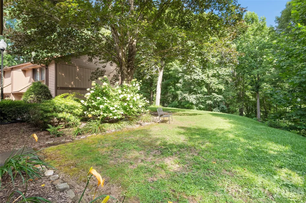 37 George Circle Maggie Valley, NC 28751