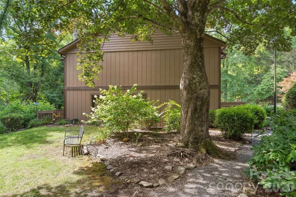 37 George Circle Maggie Valley, NC 28751