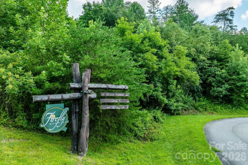 565 Pine Cone Trail Marshall, NC 28753