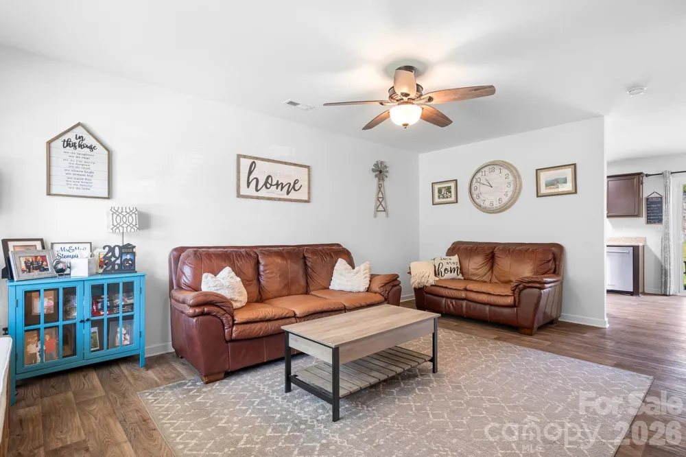 1554 Lilly Springs Place Dallas, NC 28034