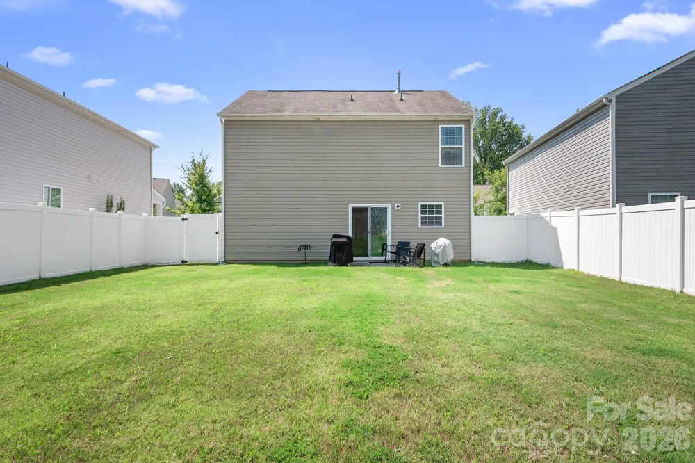 1554 Lilly Springs Place Dallas, NC 28034
