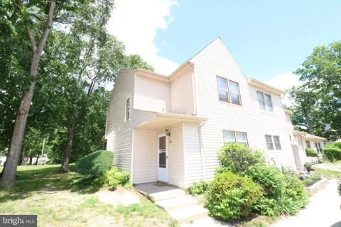 32 PIN OAK LANE