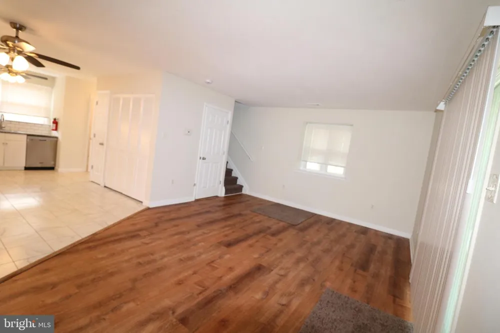 32 PIN OAK LANE Tuckerton, NJ 08087