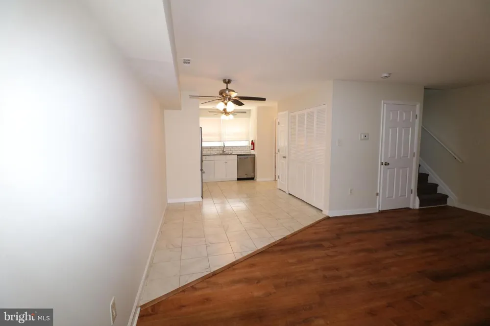 32 PIN OAK LANE Tuckerton, NJ 08087