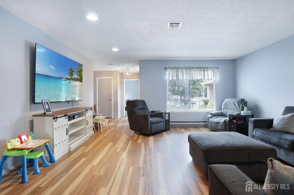 737-B Prospect Road Monroe, NJ 08831