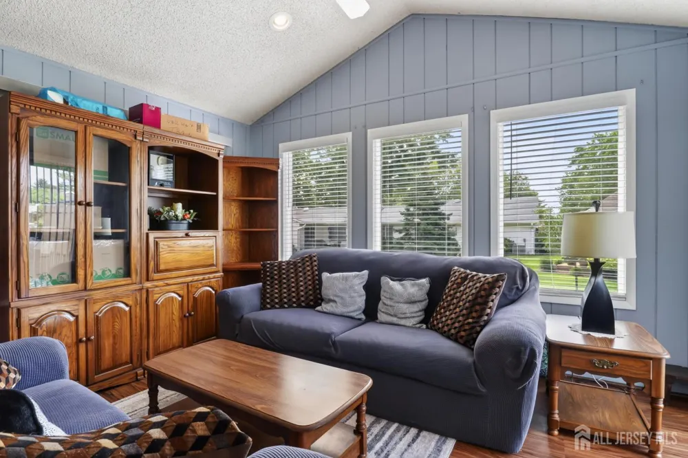737-B Prospect Road Monroe, NJ 08831
