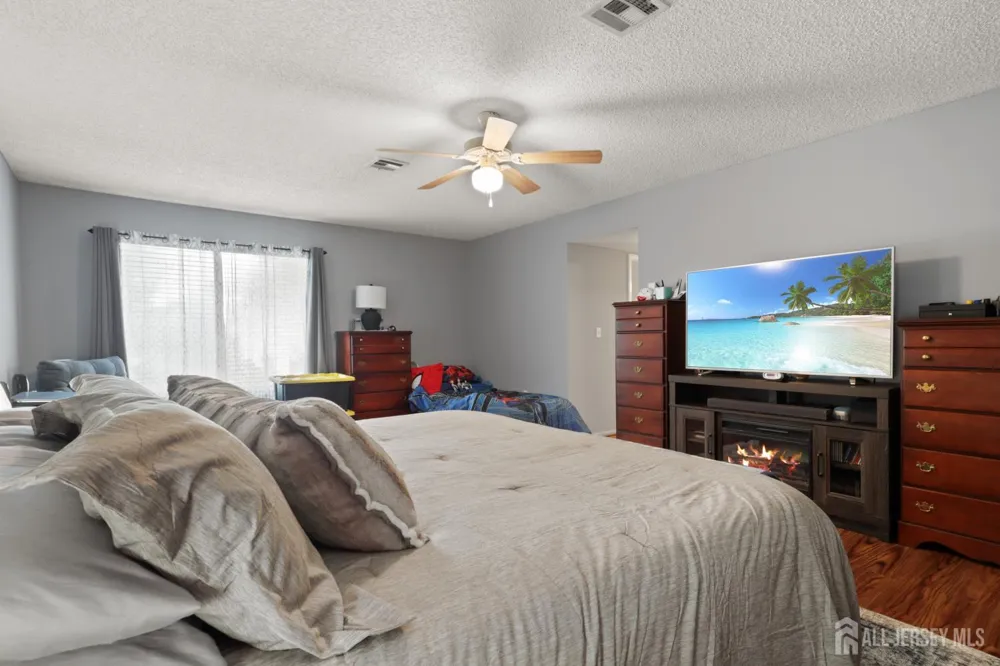 737-B Prospect Road Monroe, NJ 08831