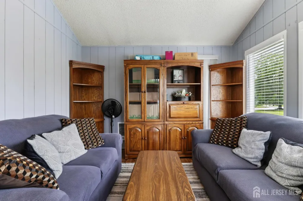 737-B Prospect Road Monroe, NJ 08831