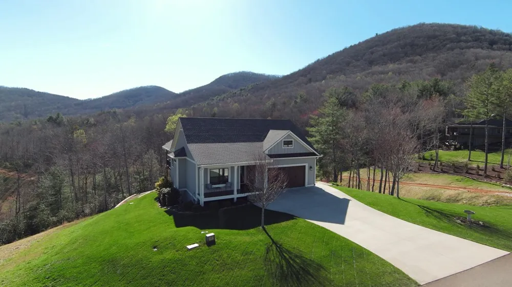 463 Ivy Log Heights Road Young Harris, GA 30582