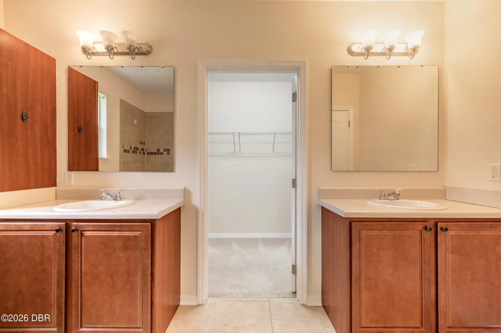 3938 Sunset Cove Drive Port Orange, FL 32129