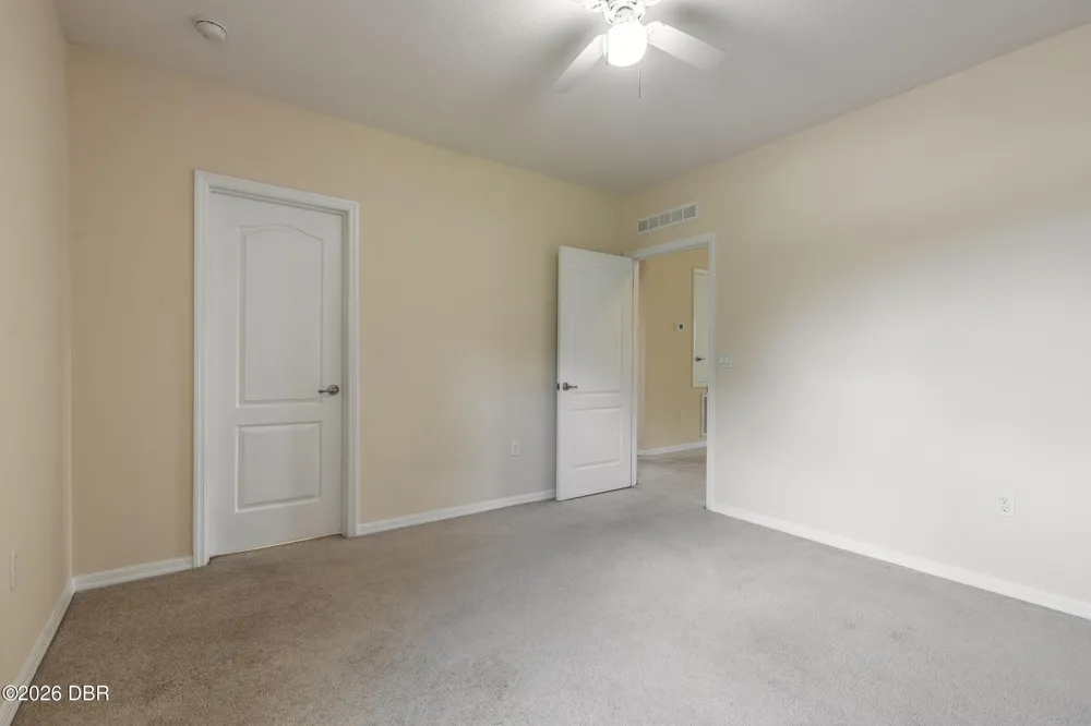 3938 Sunset Cove Drive Port Orange, FL 32129