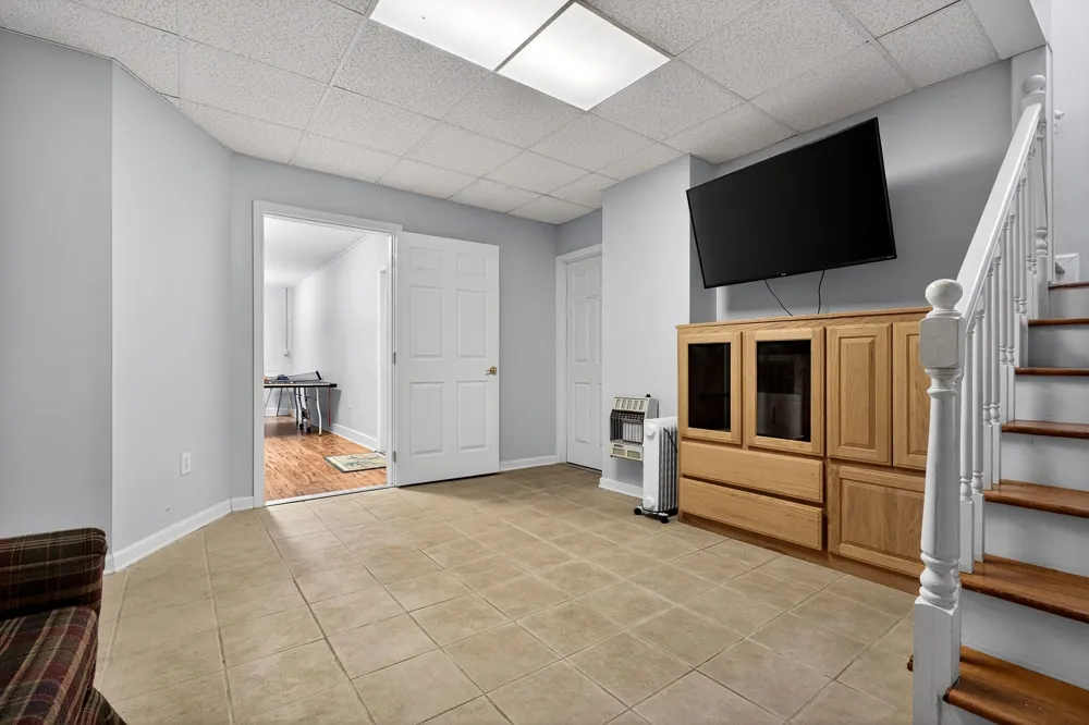 1038 Lakeside Dr Smithville, TN 37166
