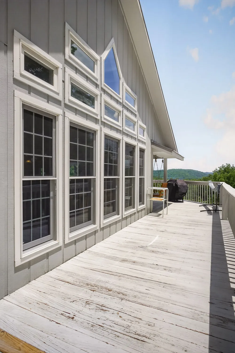 1038 Lakeside Dr Smithville, TN 37166