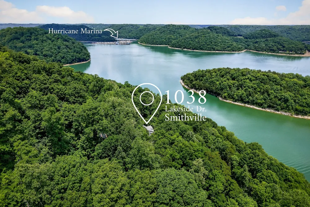 1038 Lakeside Dr Smithville, TN 37166