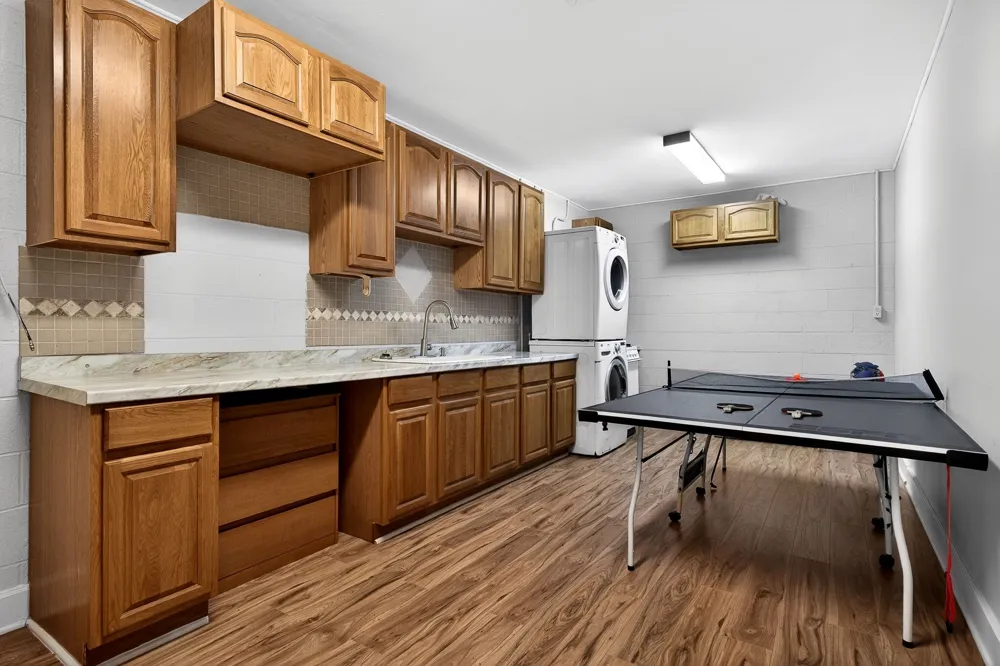 1038 Lakeside Dr Smithville, TN 37166