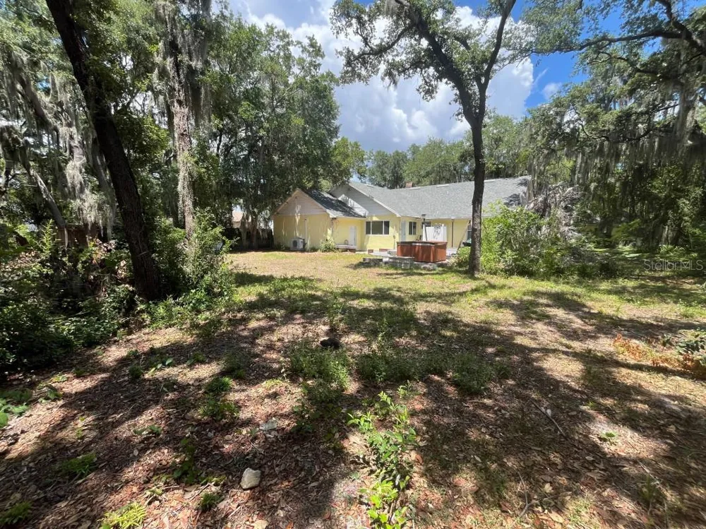 310 CLAYTON ROAD Auburndale, FL 33823