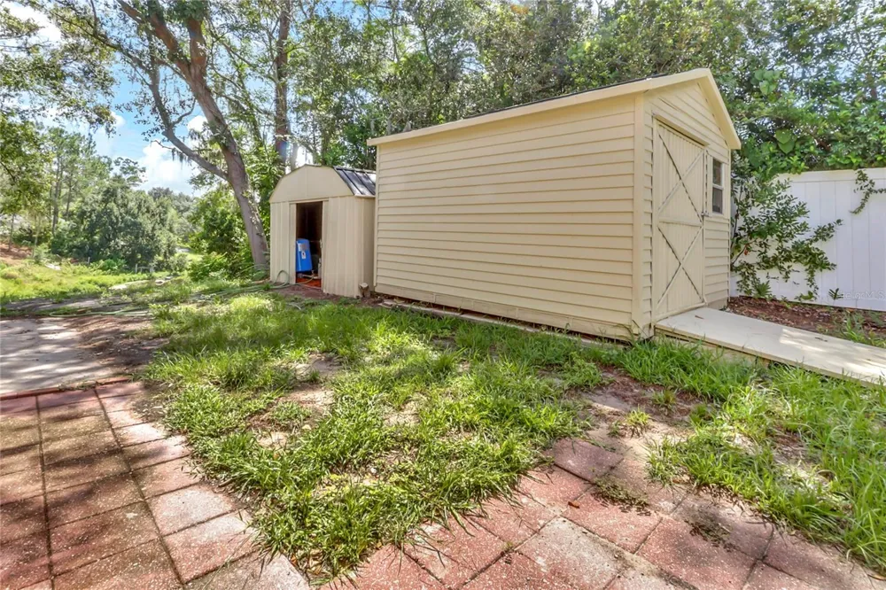 16123 E LAKE BURRELL DRIVE Lutz, FL 33549