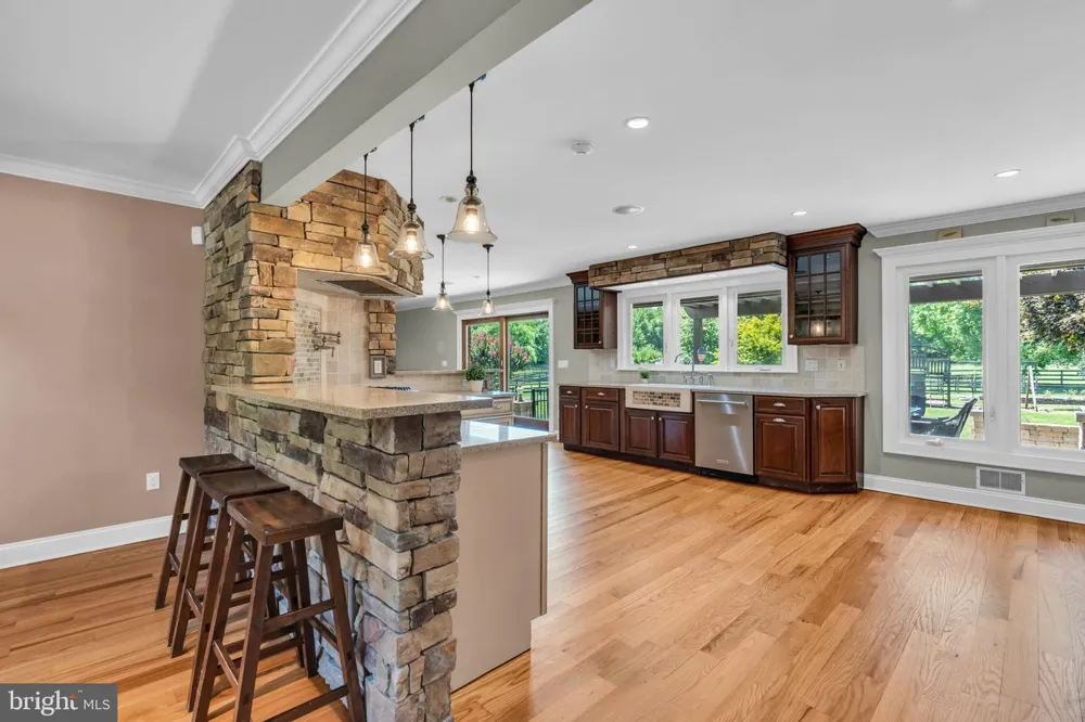 83 DAUM ROAD Manalapan, NJ 07726