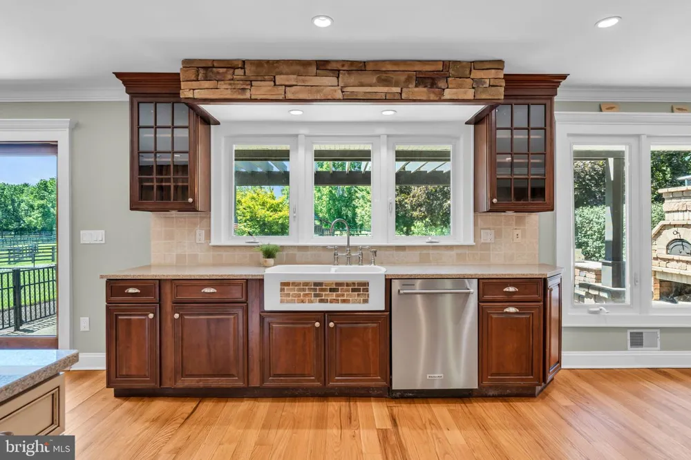 83 DAUM ROAD Manalapan, NJ 07726