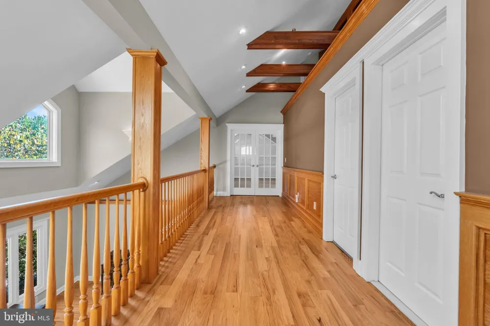 83 DAUM ROAD Manalapan, NJ 07726