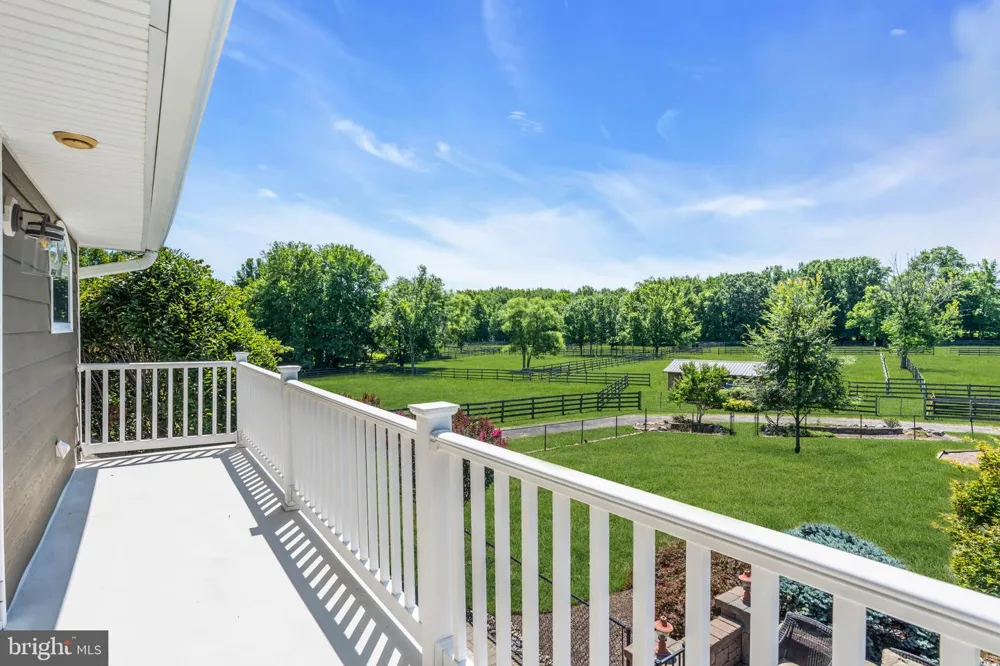 83 DAUM ROAD Manalapan, NJ 07726