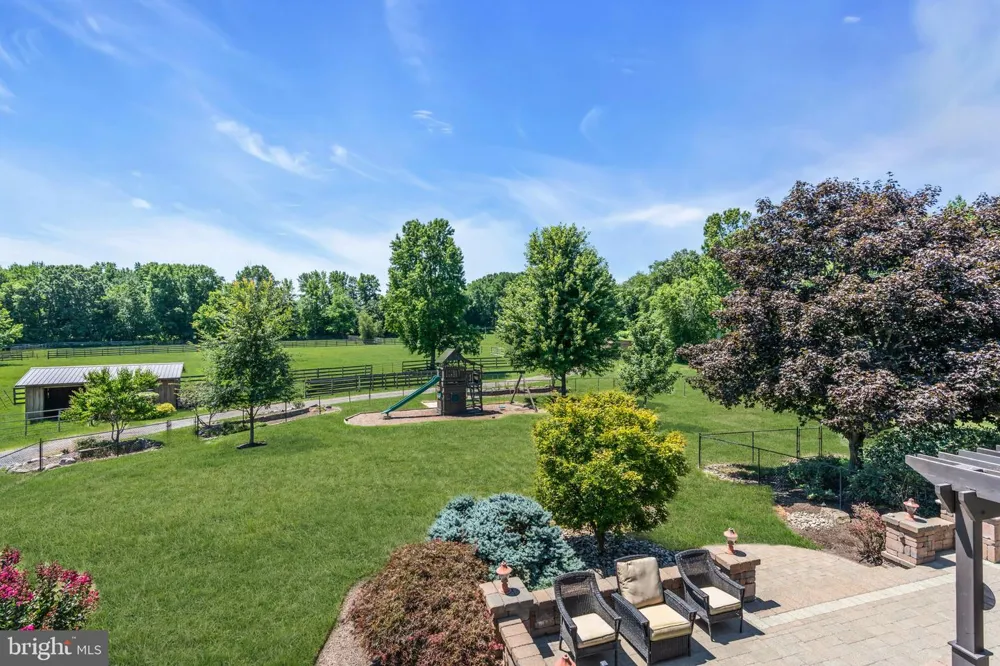 83 DAUM ROAD Manalapan, NJ 07726