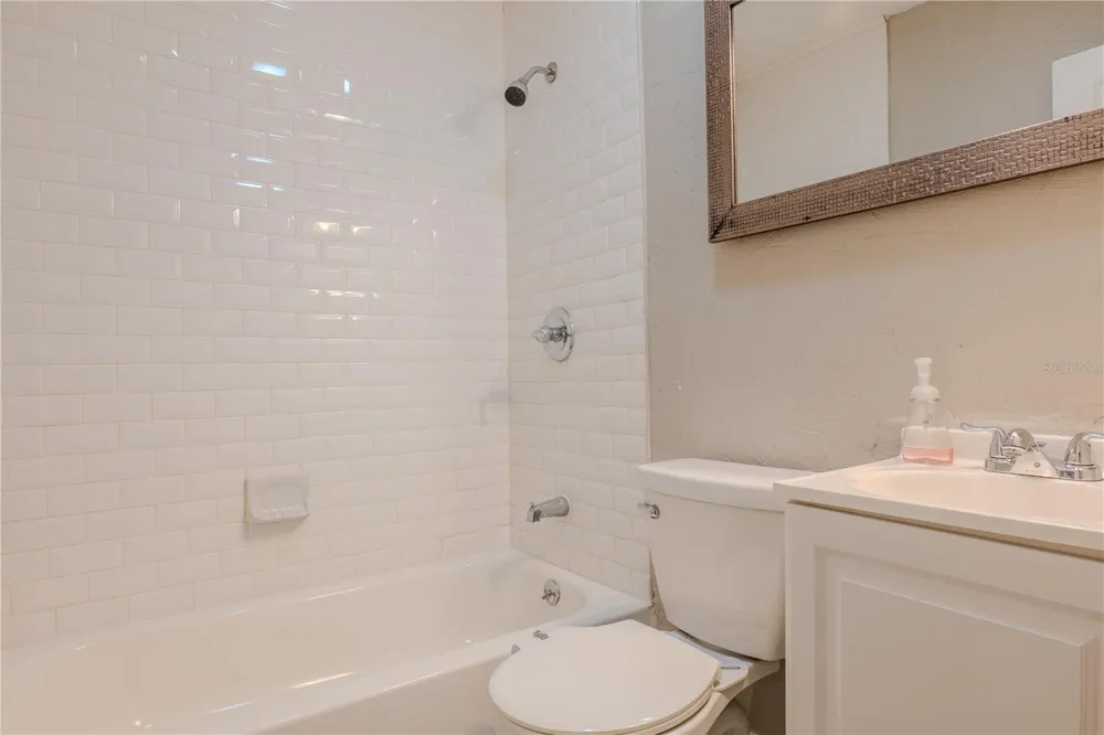 2553 18TH AVENUE St Petersburg, FL 33713