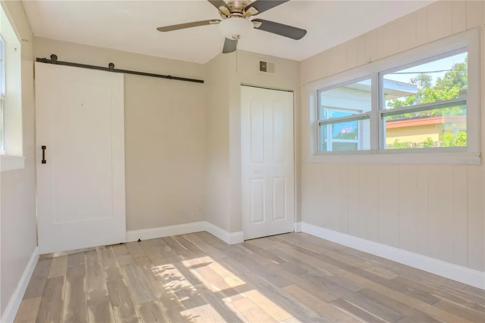 2553 18TH AVENUE St Petersburg, FL 33713