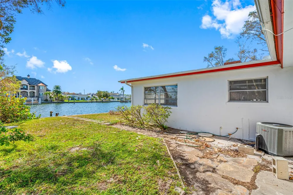 5412 PALI WAY St Pete Beach, FL 33706