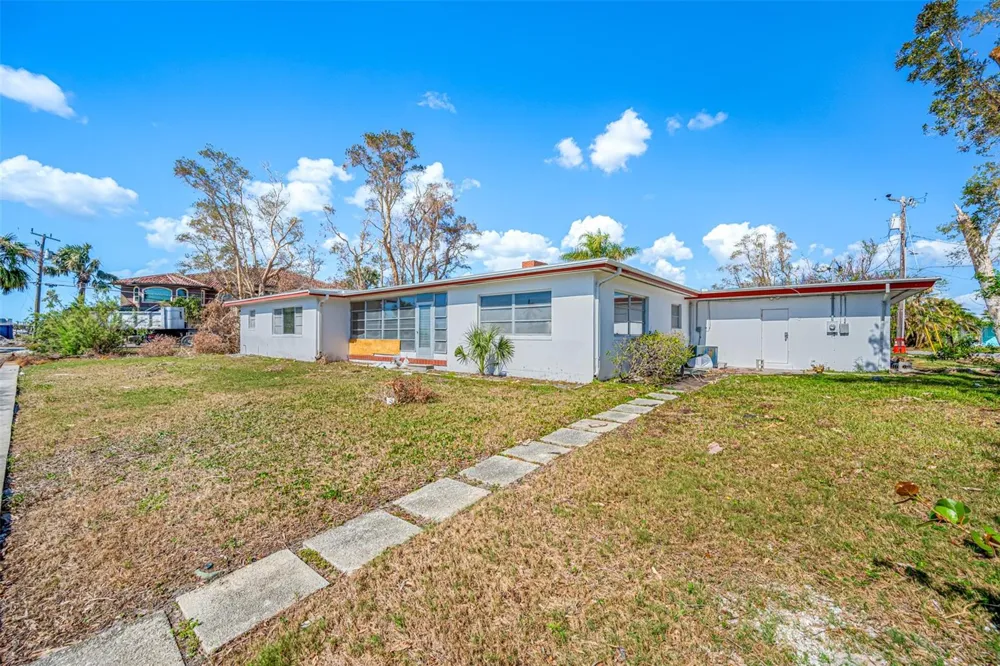 5412 PALI WAY St Pete Beach, FL 33706