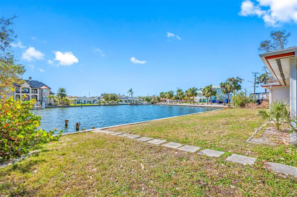 5412 PALI WAY St Pete Beach, FL 33706